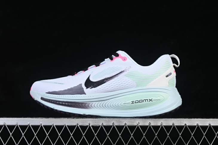 Picture of Nike Vomero 18 _SKUfw22254573479874913fw